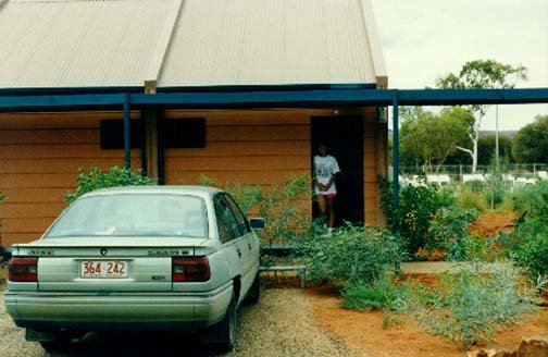 AUS NT KingsCanyon 1992 Resort Ruth 001